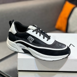 Gucci 지방시 2025 MEN'S 스니커즈 (2색) (6월)