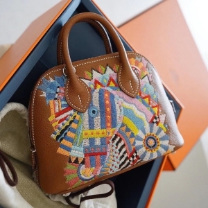 HERMES 에르메스 2022 미니 볼리드 (가격상담) 19CM