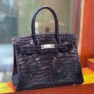 HERMES 에르메스 2021 버킨백 악어가죽 (가격상담) 30CM