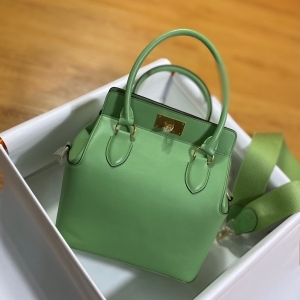 HERMES 에르메스 2022 툴박스 (가격상담) 20CM