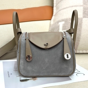 Hermes 에르메스 2024 린디백 (올수공) (가격상담) 19CM