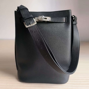 Hermes 에르메스 2025 소켈리 (반수공) (가격상담) 30.5CM