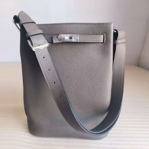 Hermes 에르메스 2025 소켈리 (반수공) (가격상담) 30.5CM