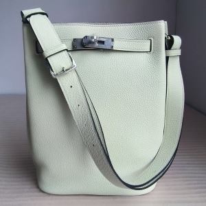 Hermes 에르메스 2025 소켈리 (반수공) (가격상담) 30.5CM