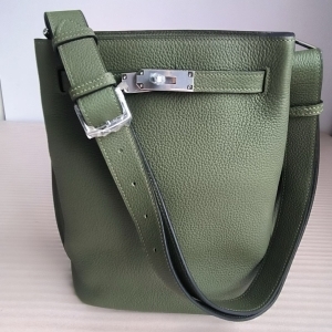 Hermes 에르메스 2025 소켈리 (반수공) (가격상담) 30.5CM