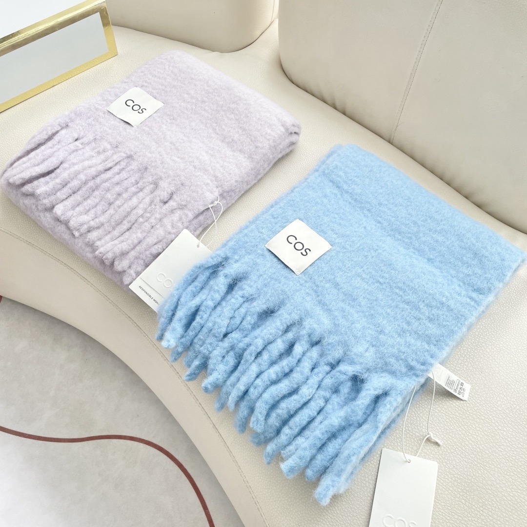 COS 퍼프리 fringe 머플러 2