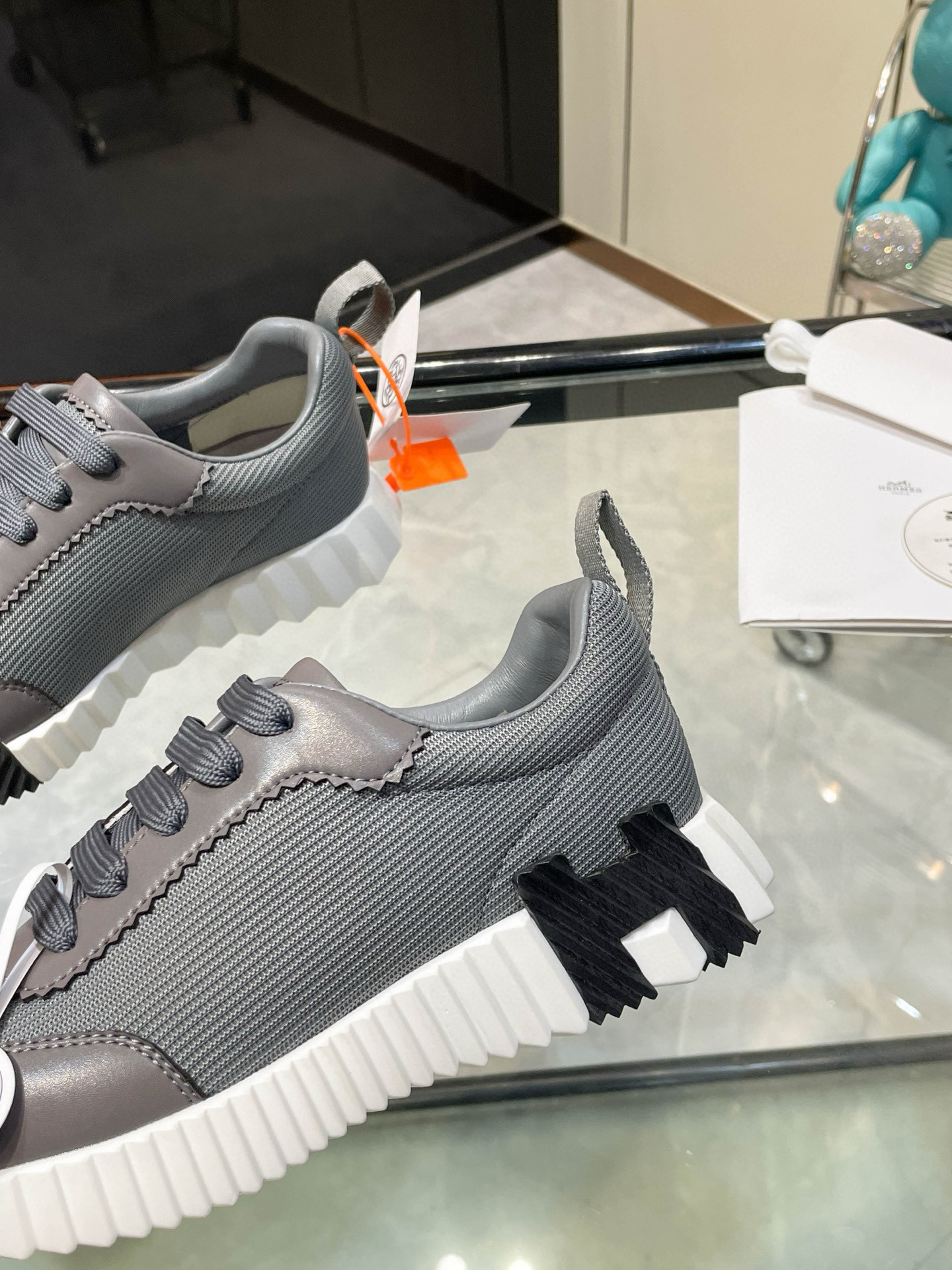 HERMES 에르메스 H 로고 플라이 니트 레저 스니커즈 8