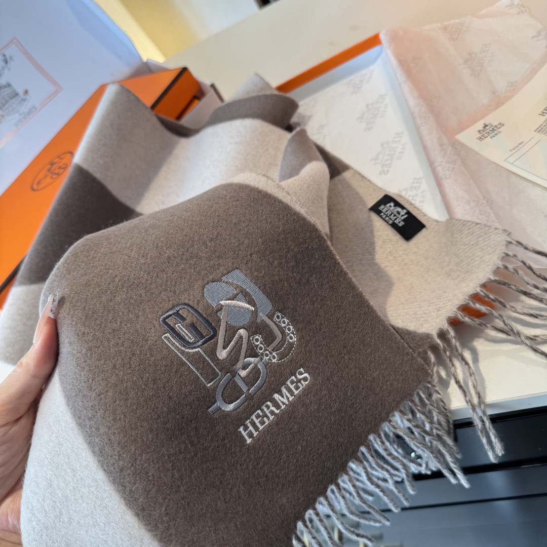 Hermes 에르메스 로고 양면 머플러 7