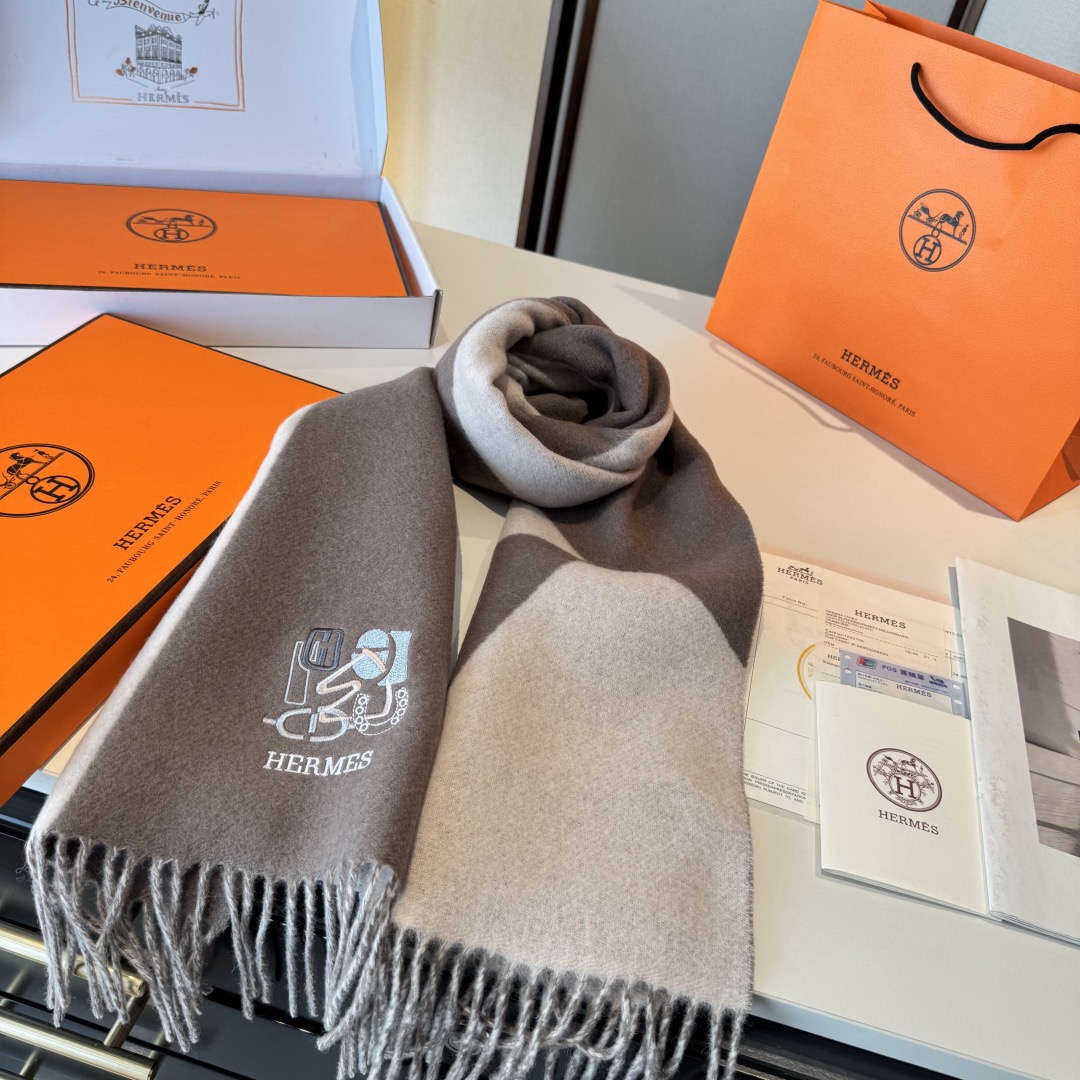 Hermes 에르메스 로고 양면 머플러 9