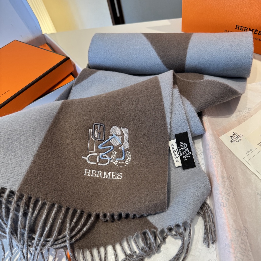 Hermes 에르메스 H Walkrunner 화이트 스니커즈 9