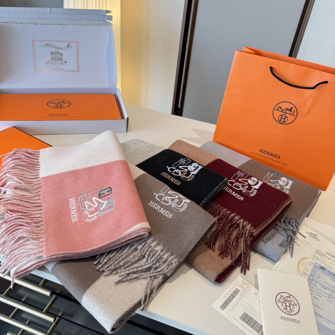 Hermes 에르메스 H Walkrunner 베이지 스니커즈 5