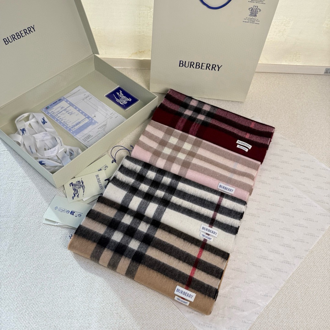 Burberry 버버리 클래식 체크 캐시미어 머플러 13