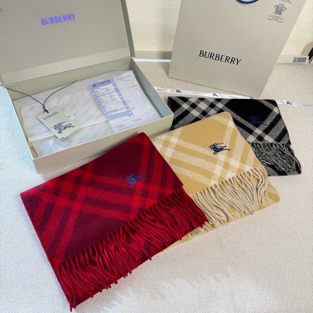 Burberry 버버리 신상 스코틀랜드 체크 양모 머플러 2