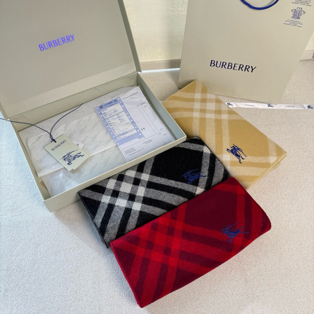 Burberry 버버리 신상 스코틀랜드 체크 양모 머플러 12