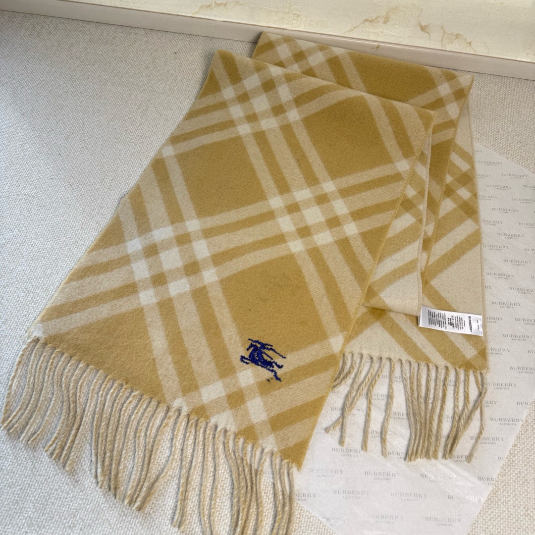 Louis Vuitton 루이비통 BALMAIN 블랙 화이트 스트라이프 스팽글 니트 가디건 5