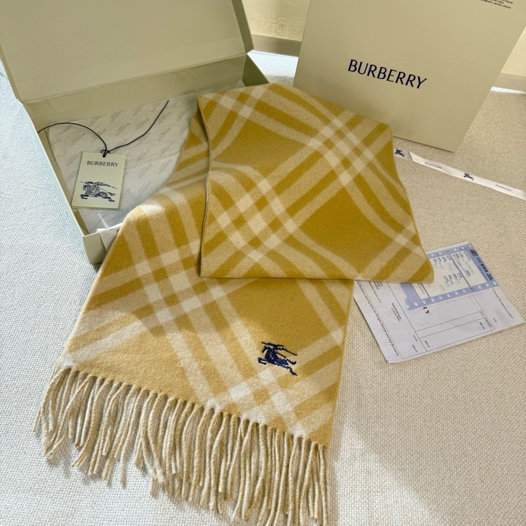 Louis Vuitton 루이비통 BALMAIN 블랙 화이트 스트라이프 스팽글 니트 가디건 8