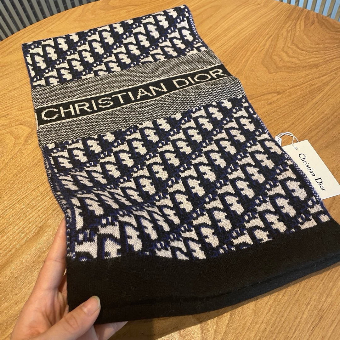 CELINE 셀린느 소가죽 배색 후드 니트 집업 2