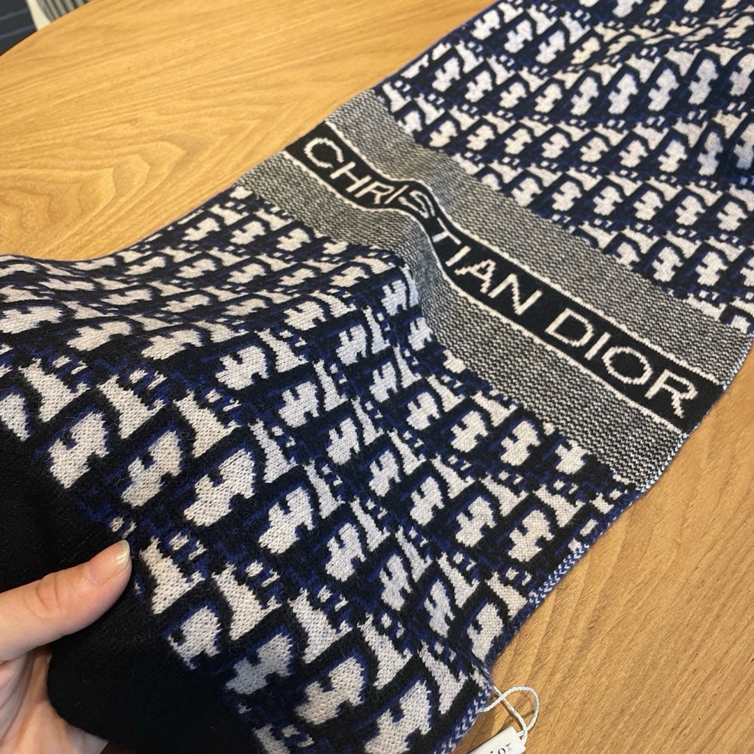 CELINE 셀린느 소가죽 배색 후드 니트 집업 3