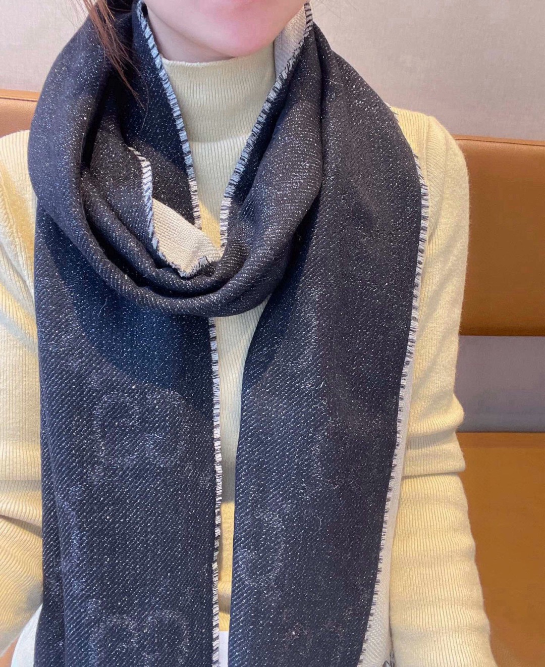 Gucci 구찌 GG 양면 울 머플러 1