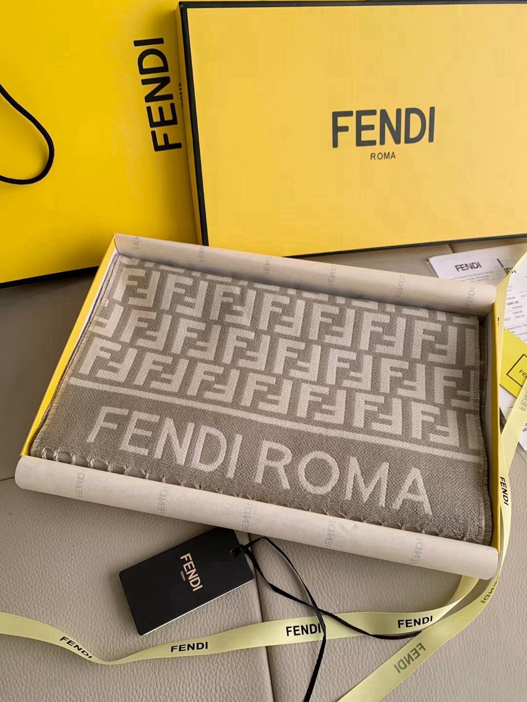 Prada 프라다 로고 패치 후드 집업 자켓 7