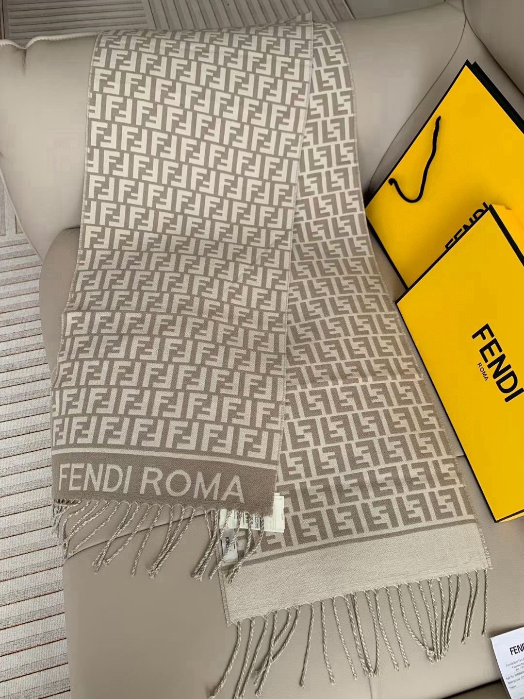 Prada 프라다 로고 패치 후드 집업 자켓 8