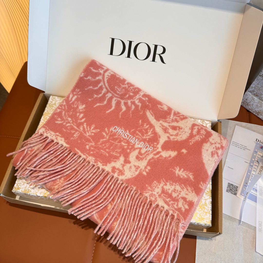 DIOR 디올 2025 태양 모티브 양모 머플러 3