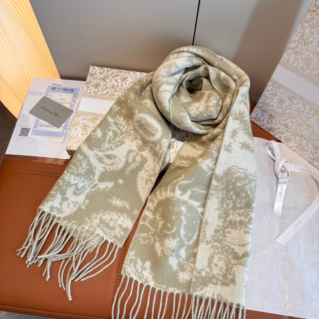 DIOR 디올 2025 태양 모티브 양모 머플러 5