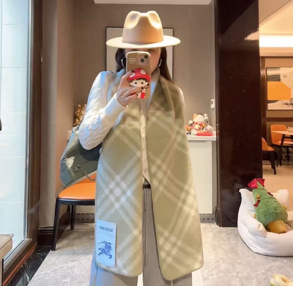 BURBERRY 버버리 체크 울 머플러 담요 1