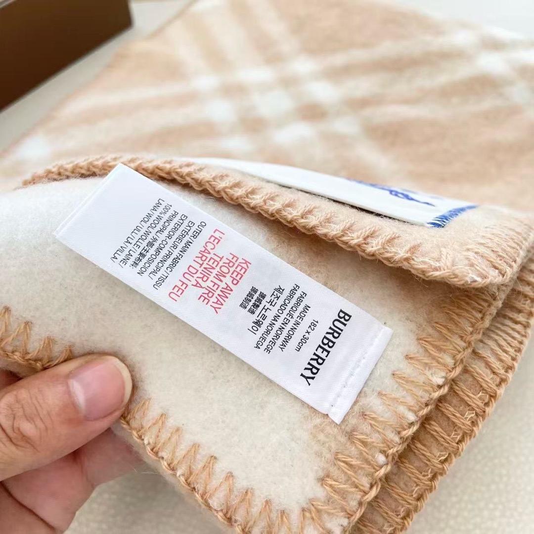 BURBERRY 버버리 체크 울 머플러 담요 5