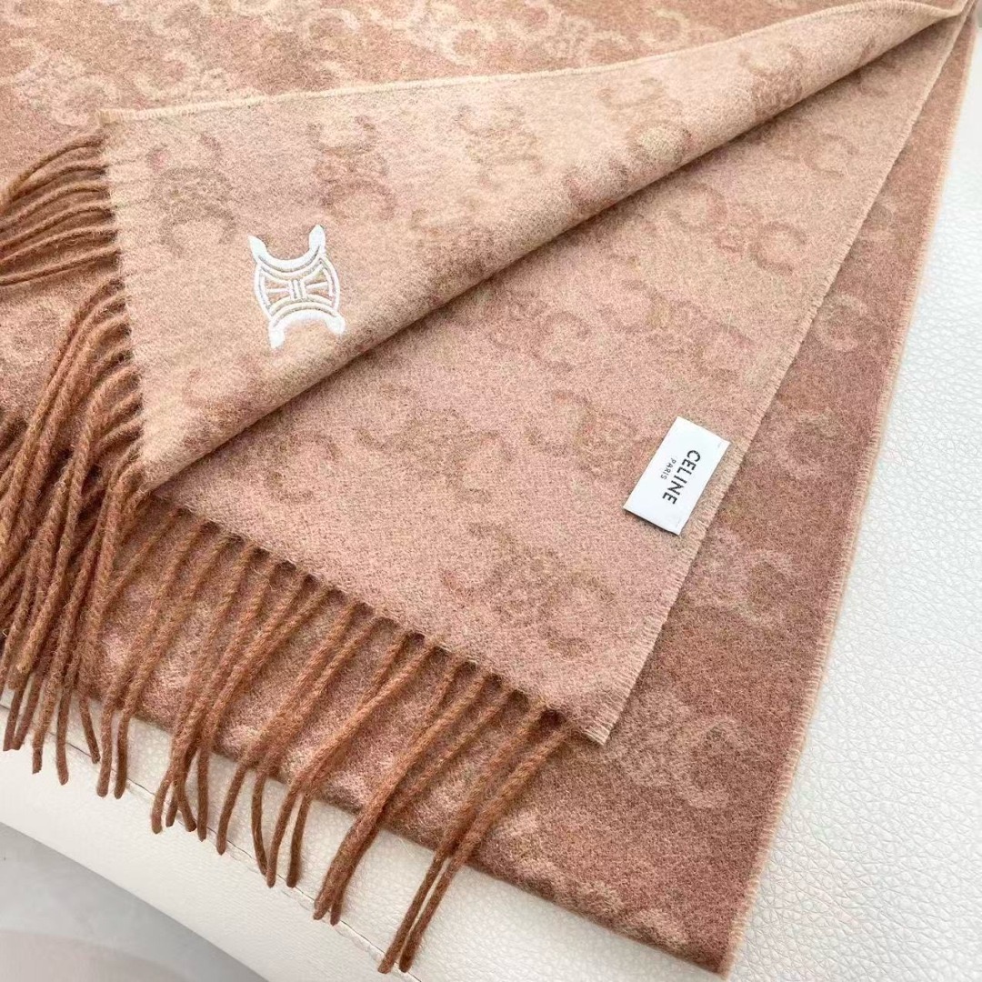 CELINE 셀린느 트리오프 체인 로고 양모 머플러 8