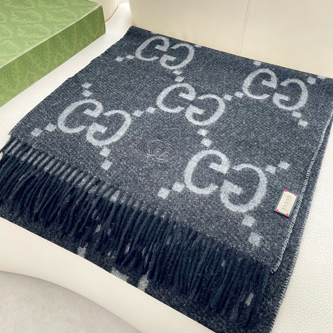 Gucci 구찌 GG 로고 양면 울 머플러 4