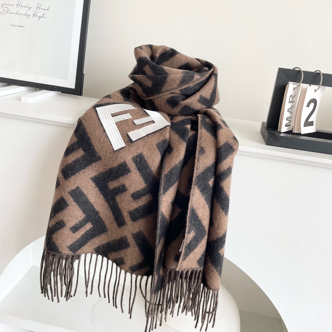 Fendi 펜디 FF 로고 양모 머플러 8