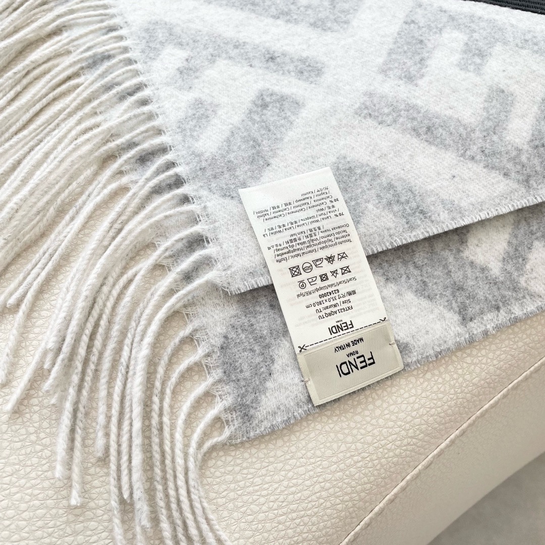 Canada Goose 크로프턴 퍼퍼 블랙 남녀공용 다운 패딩 9