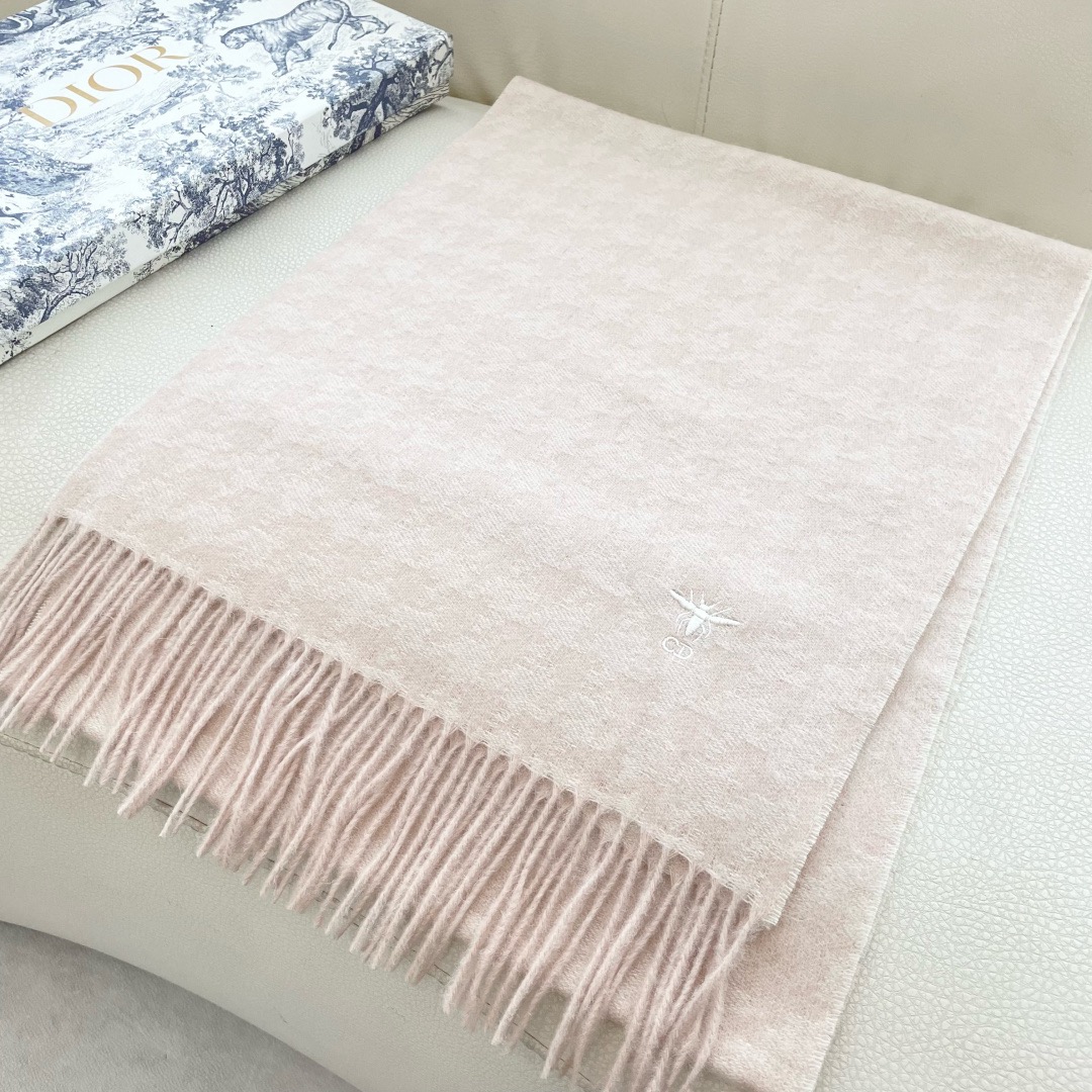 Dior 디올 하운드투스 비 자수 머플러 4