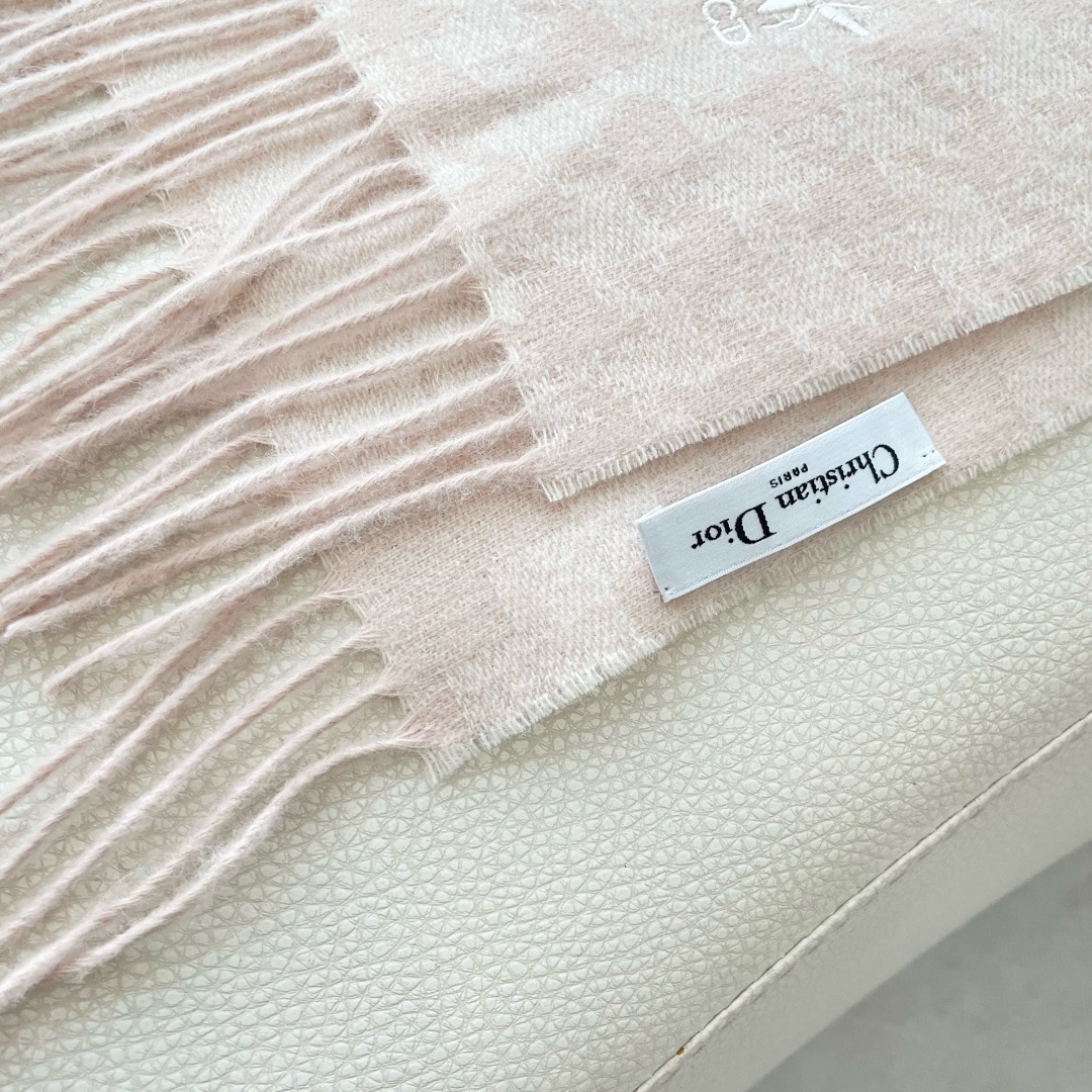 Dior 디올 하운드투스 비 자수 머플러 10