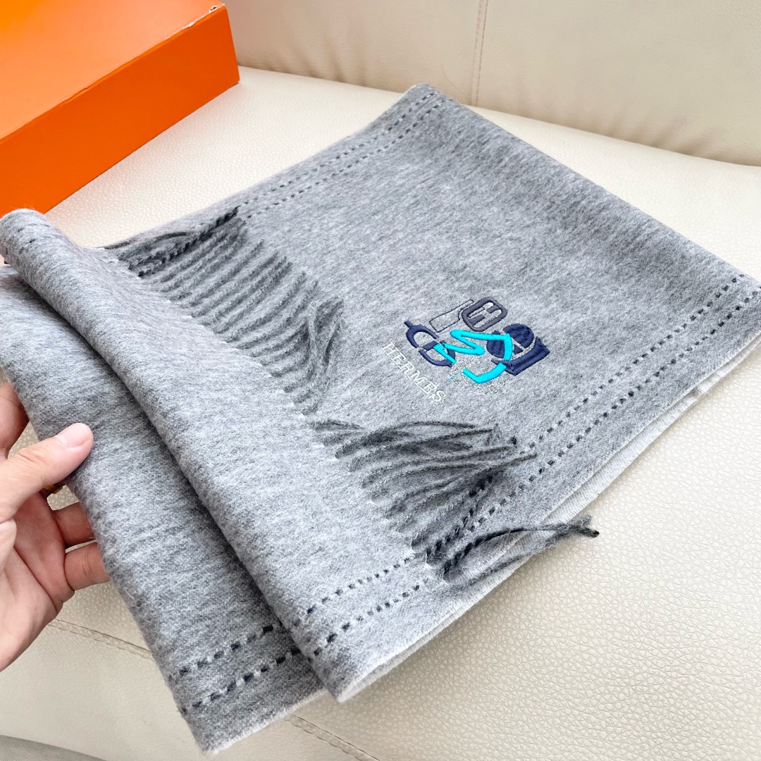 HERMES 에르메스 남녀공용 양면 로고 머플러 5