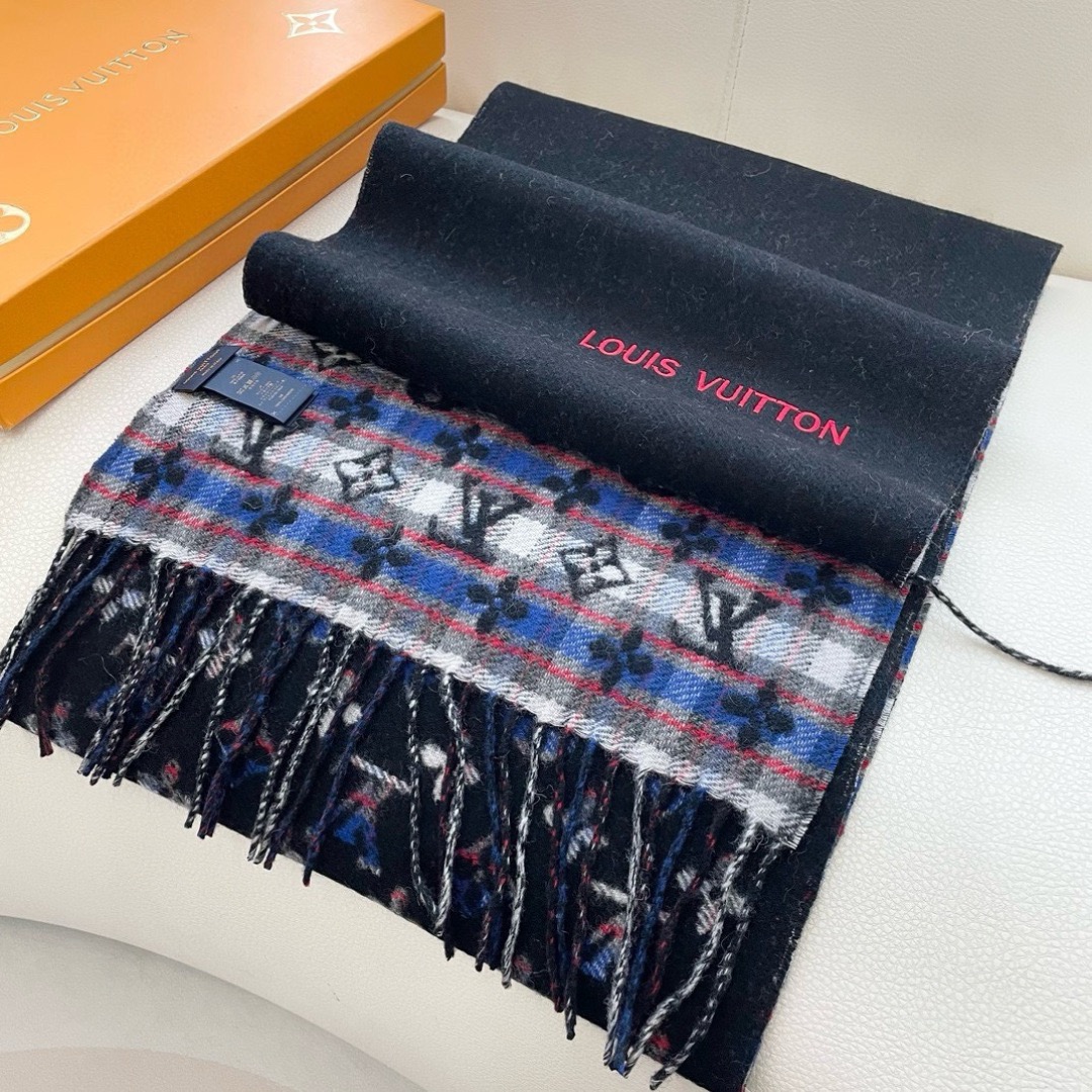 Louis Vuitton 루이비통 모노그램 그라디언트 타탄 시티 머플러 4