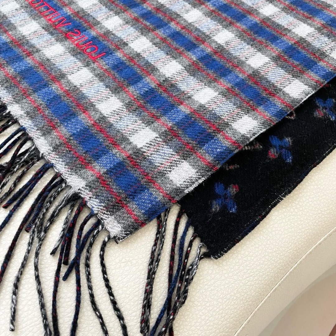 Louis Vuitton 루이비통 모노그램 그라디언트 타탄 시티 머플러 9