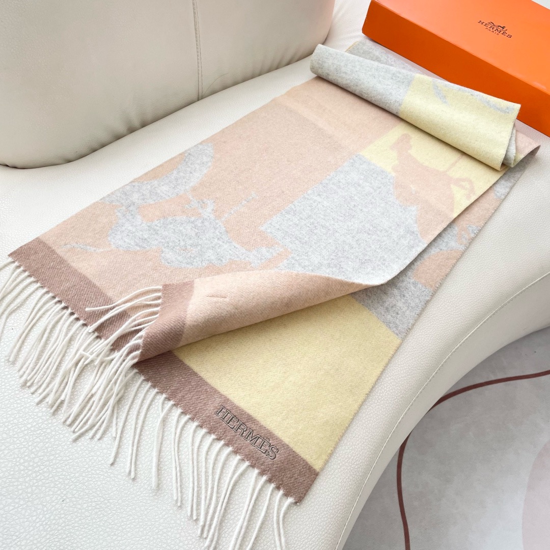 Hermes 에르메스 남녀공용 클래식 말 모티브 울 머플러 7