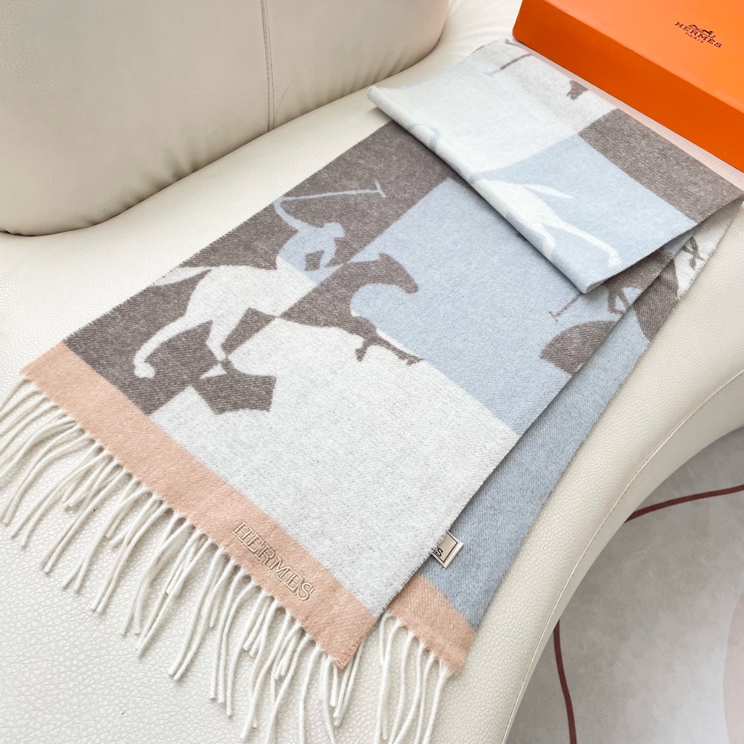 Hermes 에르메스 남녀공용 클래식 말 모티브 울 머플러 6