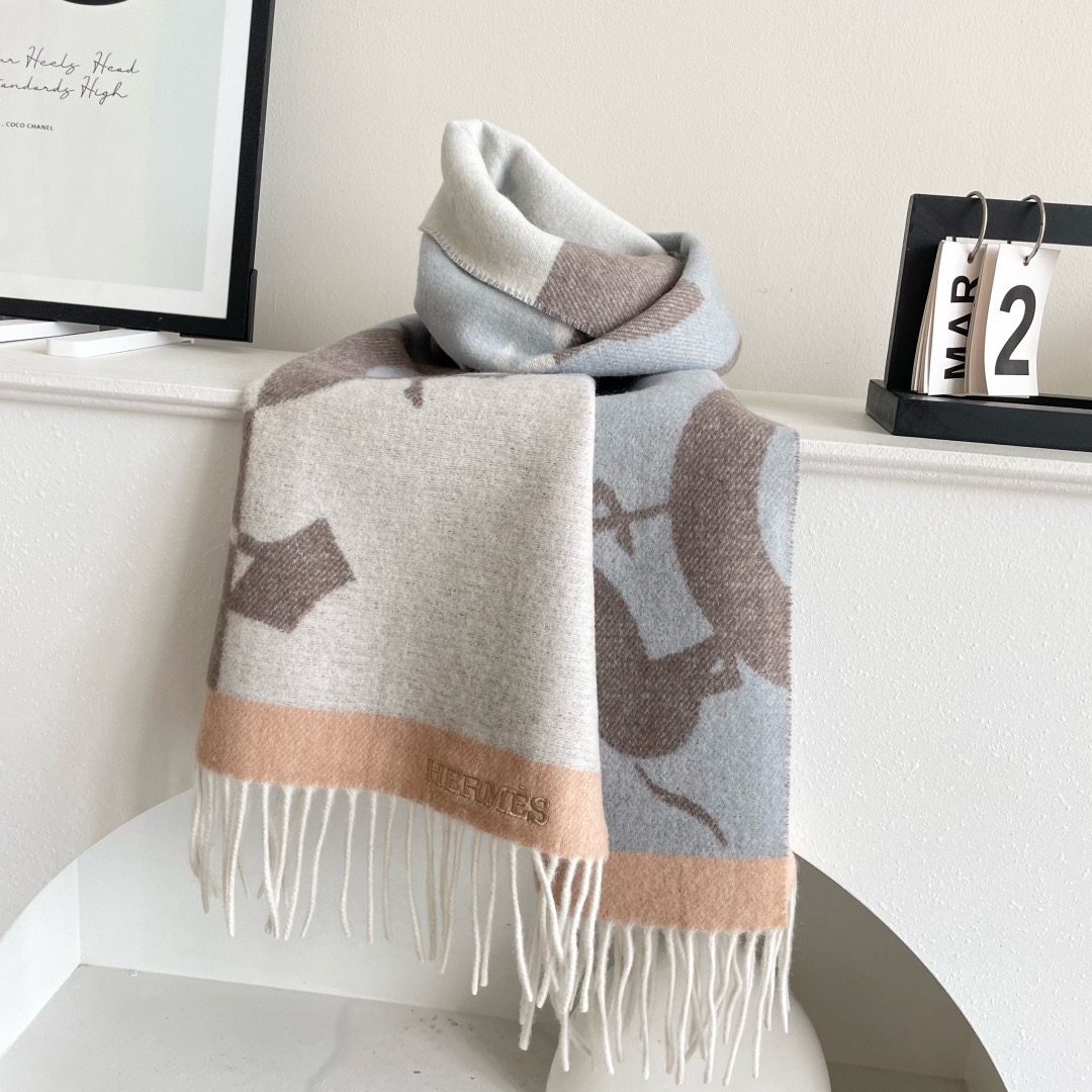 Hermes 에르메스 남녀공용 클래식 말 모티브 울 머플러 8