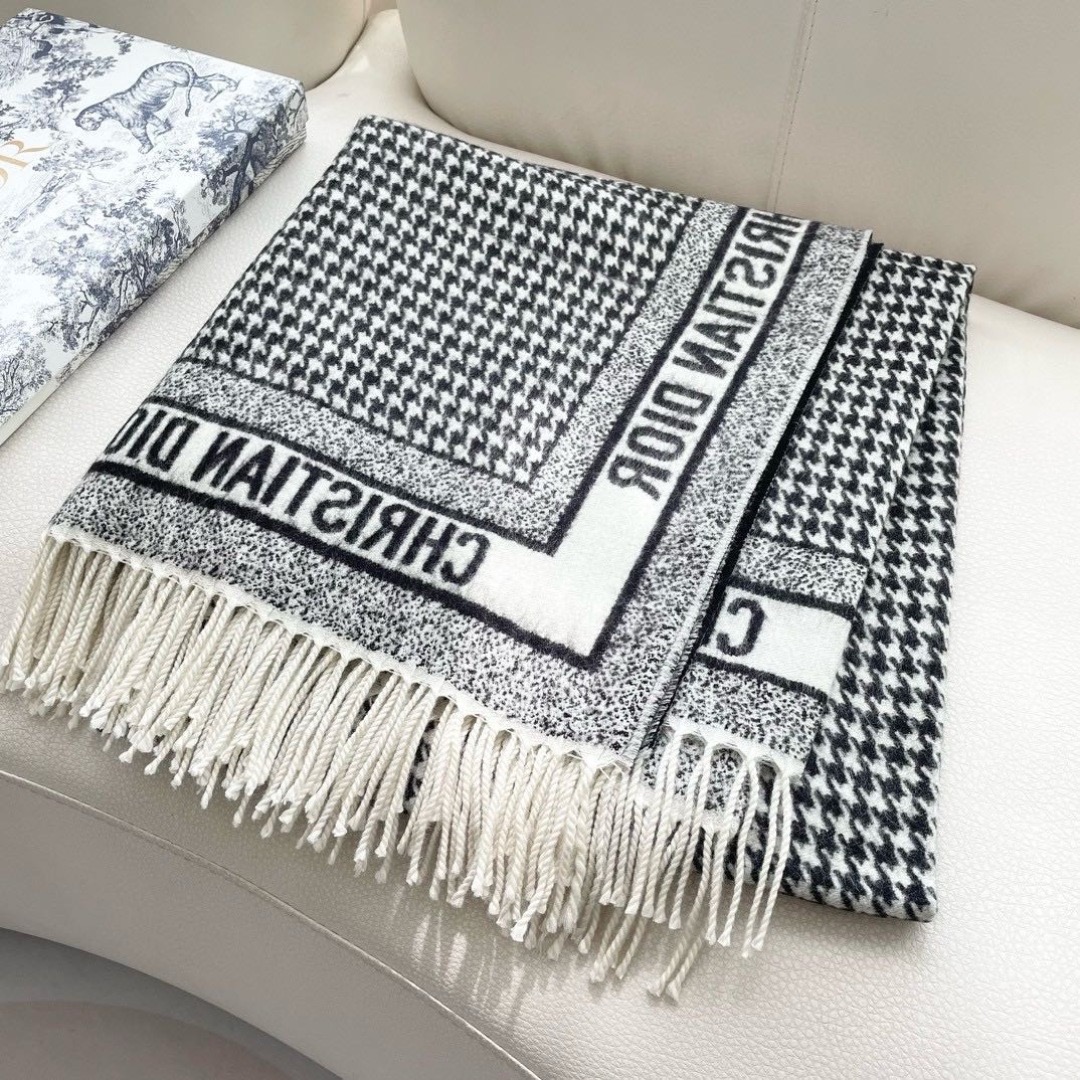 Dior 크리스찬 디올 하운드투스 울 숄 케이프 2