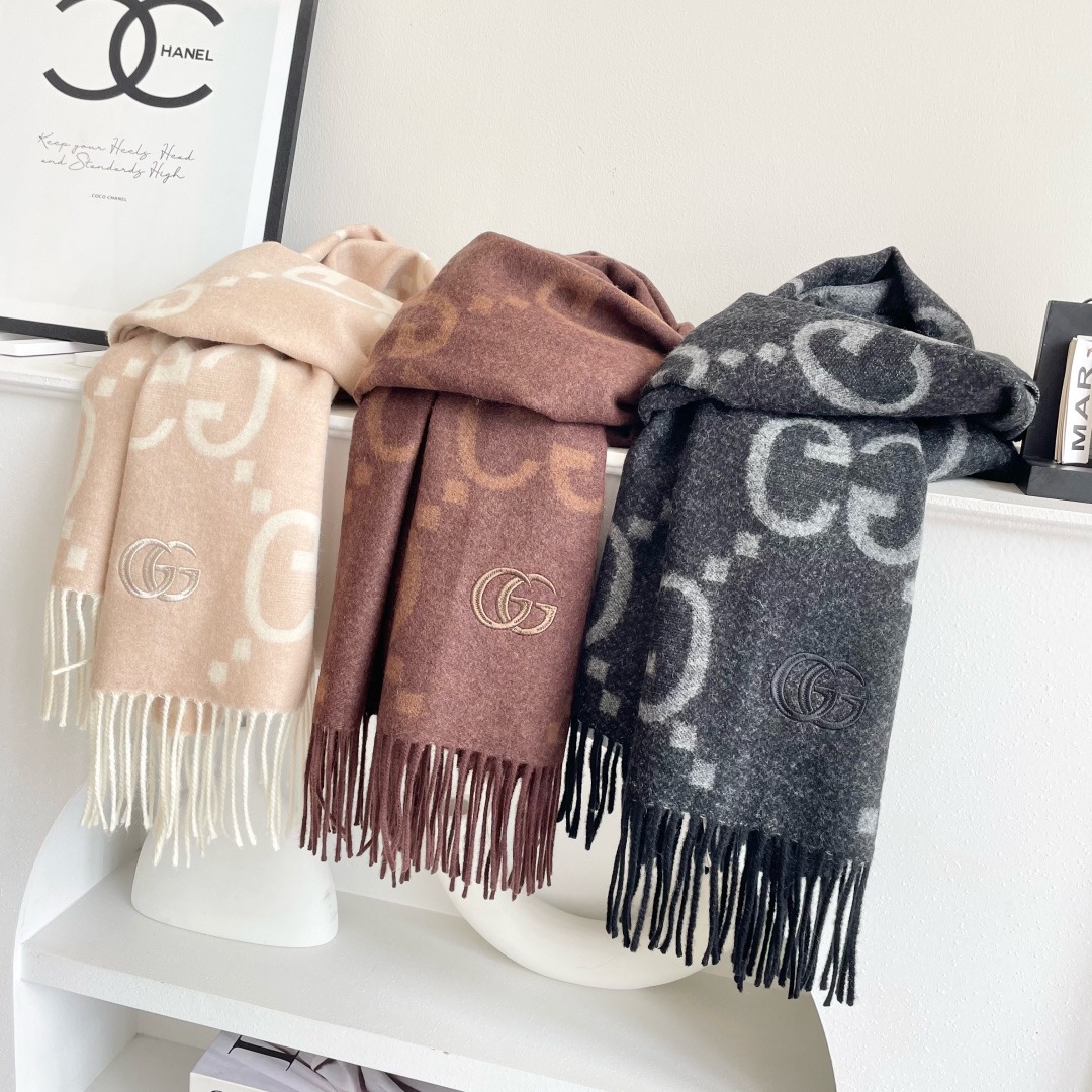 Gucci 구찌 GG 로고 양면 울 머플러 2