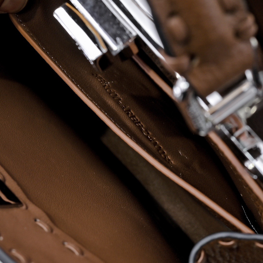 Fendi 펜디 피카부 SeeU 미디엄 토트백 브라운 8