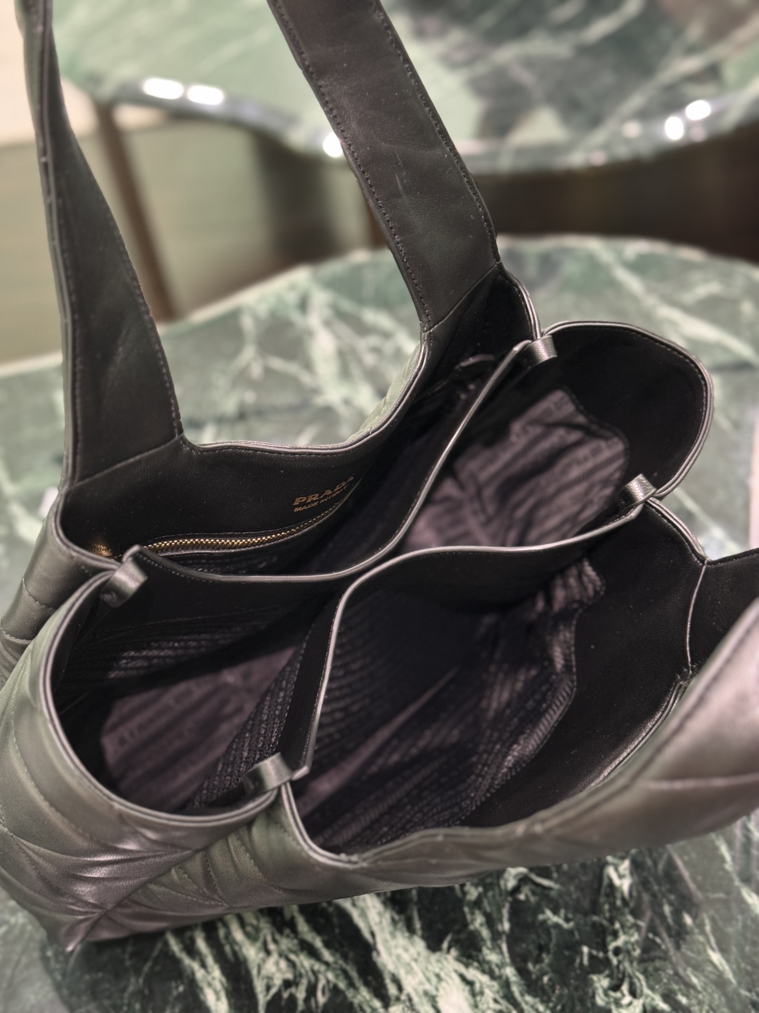 Prada 프라다 퀼티드 미디엄 토트백 8