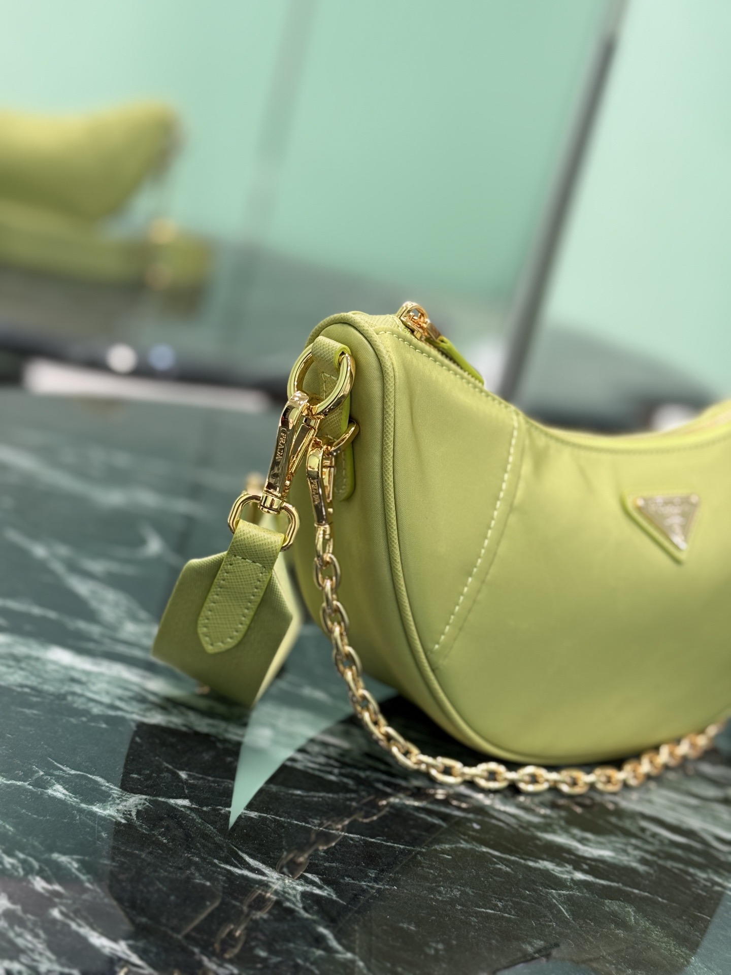 Prada 프라다 Re-Nylon 하프문 체인 숄더백 6