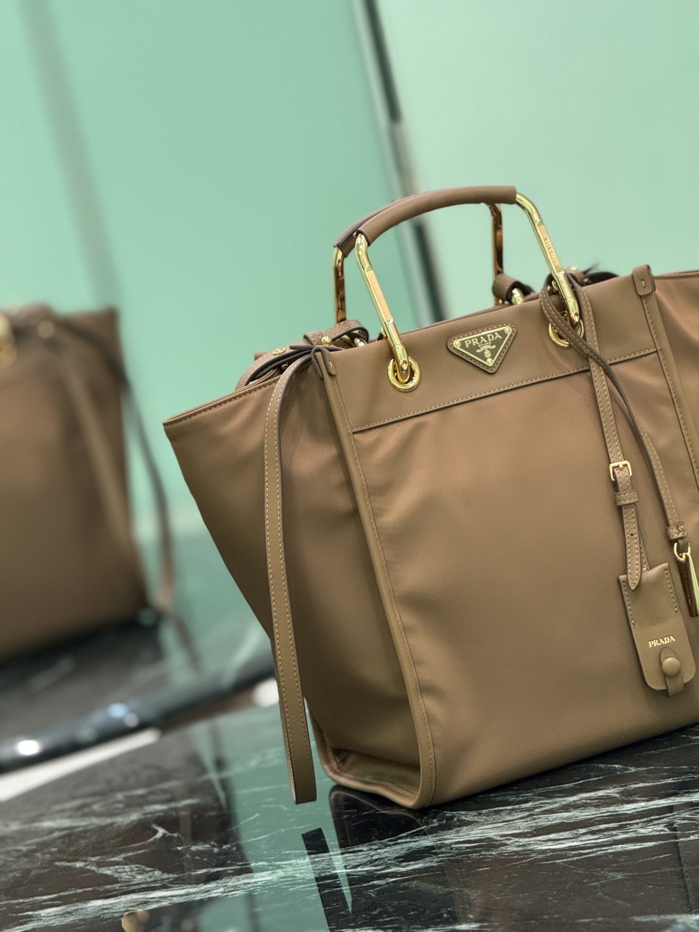 Prada 프라다 Re-Nylon 토트백 브라운 5