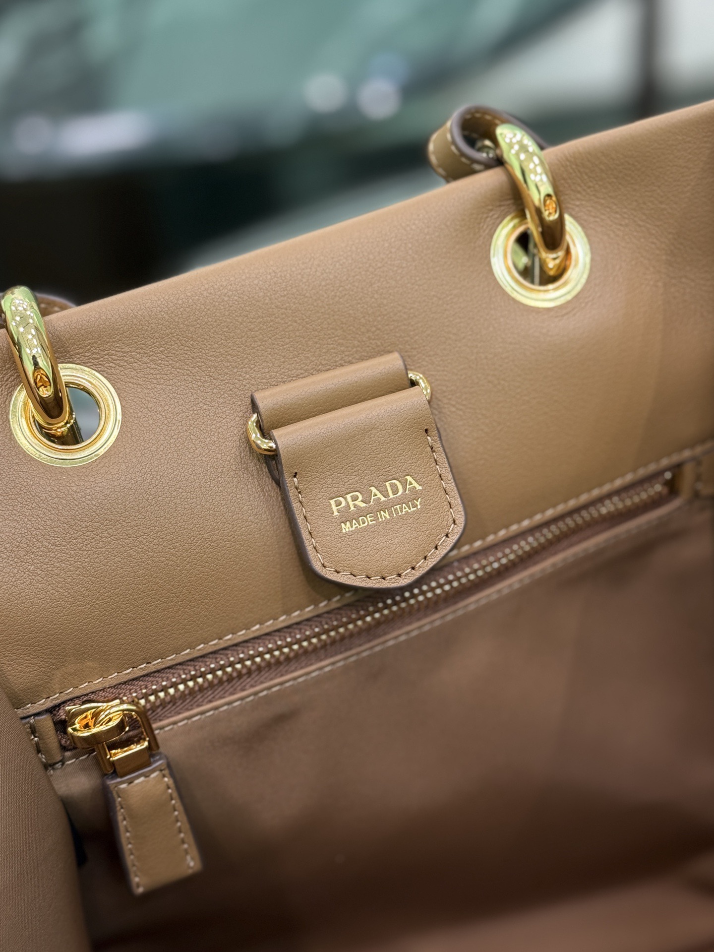 Prada 프라다 Re-Nylon 토트백 브라운 9