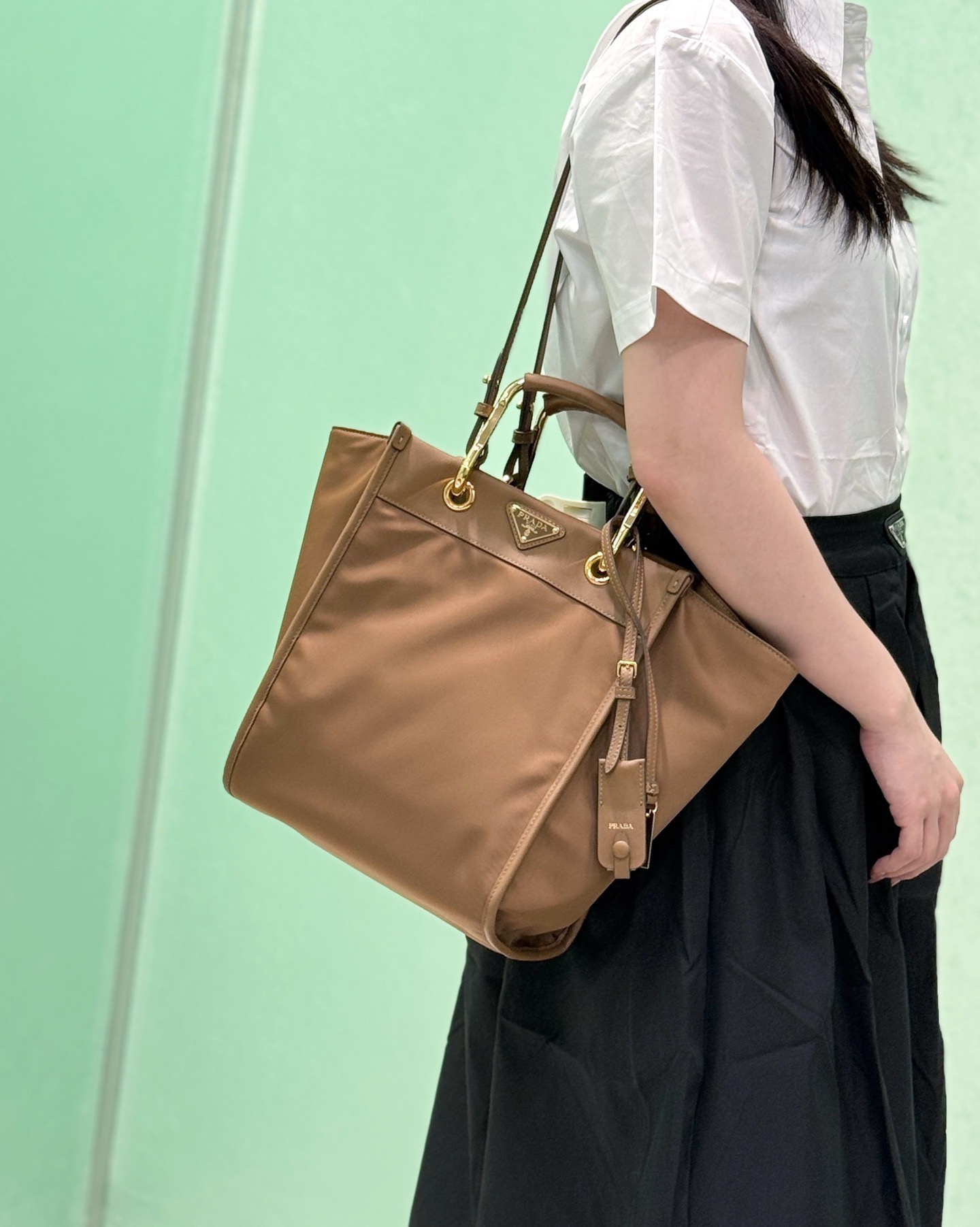 Prada 프라다 Re-Nylon 토트백 브라운 11