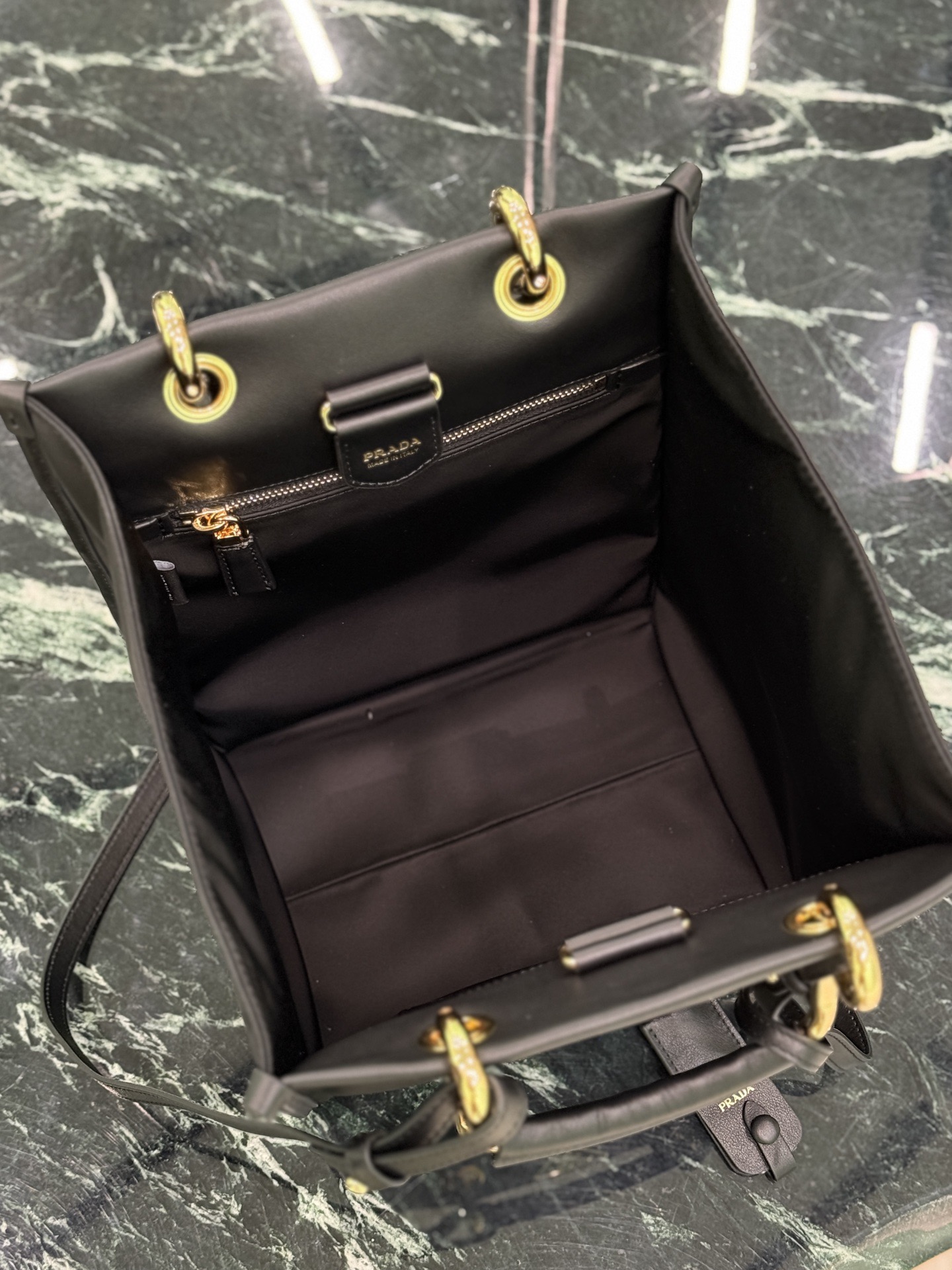 Prada 프라다 Re-Nylon 토트백 블랙 8